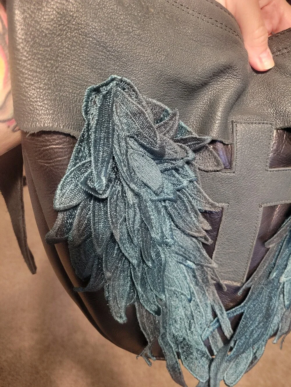 SWEETSMOKE BAGS CROSS/WINGS LEATHER HOBO